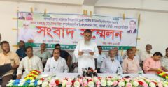 বাগেরহাটে মোরেলগঞ্জ প্রবীন বিএনপি নেতার সংবাদ সম্মেলন