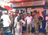 বাগেরহাটে অতিরিক্ত দাম-ওজনে কম দেওয়ায়, এক ব্যবসায়ীর তিন দোকানে জরিমানা