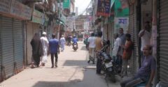 বাগেরহাটে বানিজ্য মেলা বন্ধের দাবিতে ব্যবসায়ীদের কর্মবিরতি