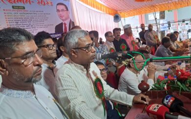 যারা গনতন্ত্রে বিশ্বাস করে না, তারা নির্বাচন নিয়ে  আপত্তিকর কথা বলে-অনিন্দ্য ইসলাম অমিত