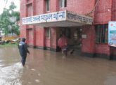 টানা বৃষ্টিতে বাগেরহাট শহর জলমগ্ন, দুর্ভোগে হাজারো মানুষ